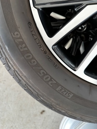 TOYOTA ヴォクシー80前期純正ホイール　205/60R16タイヤ4本セット