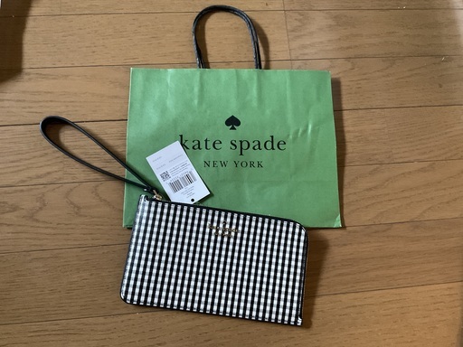 Kate Spade 新作財布　新品 1000円オフ　本日のみ！