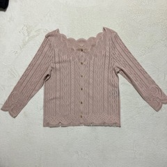 ピンクカーディガン