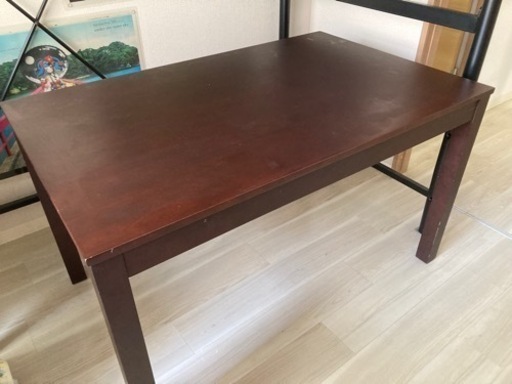 ダイニングテーブル　椅子4脚セット