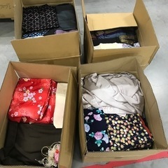 着物・和装小物　約130サイズ段ボール4箱分　喪服多め