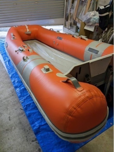 新品未使用 ボート 二馬力エンジン魚探付き