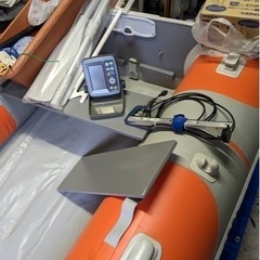 新品未使用 ボート 二馬力エンジン魚探付き