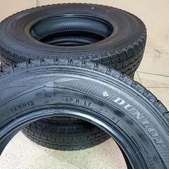 超セール☆組み換え工賃込み！❄️軽トラ、軽バン用12インチスタッドレス！145R12(145/80R12)バンタイヤ☆ダンロップ☆別途でホイール有ります☆の画像