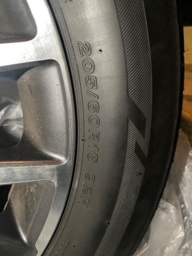 トヨタ純正 ヴォクシー  ノア　エスクワィア　前期　16インチ タイヤホイール　 205/60R16 4本セット