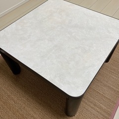 こたつ机の画像