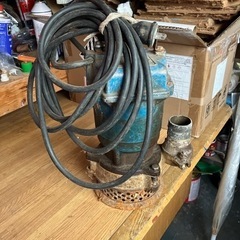 ツルミの水中ポンプです。