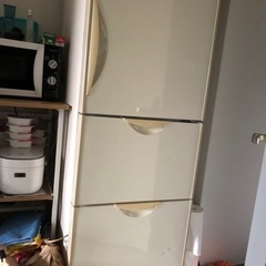 冷蔵庫 大　無料です！引き取り来て頂ける方！