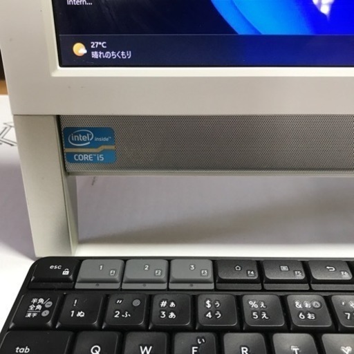 FUJITSU モニター一体型　パソコン　Windows11 corei5