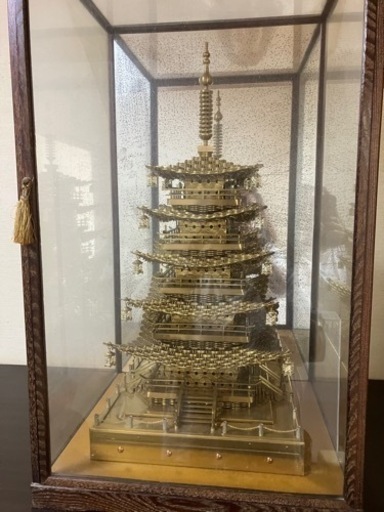 縁起物  五円玉 五重の塔