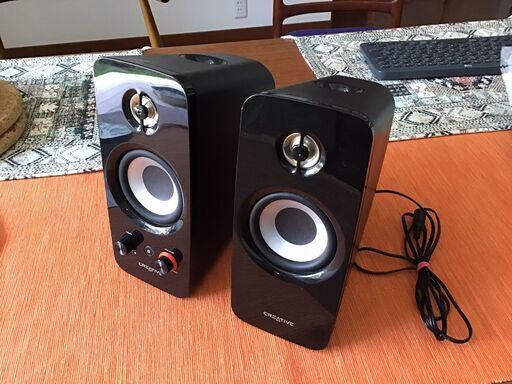 Bluetooth ステレオスピーカー Creative T15 Wireless SP-T15W （手渡しのみ）