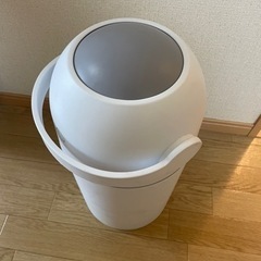 匂い対策にも🙆‍♀️オムツ用ごみ箱の画像