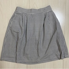 【取引中】⚠️9月末まで⚠️　レディース　夏服　トップス　スカート　4点セットの画像