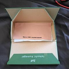 zoffの折りたたみメガネケースの画像