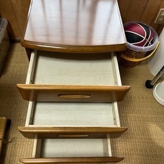 袖机 三段(キャスター付き)の画像