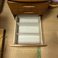 袖机 三段(キャスター付き)の画像