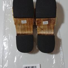 （最終値下げ）サンダル下駄　焼桐台　新品 24.5センチの画像