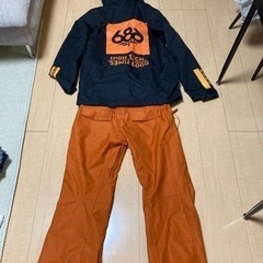 スノーボードウェアの画像