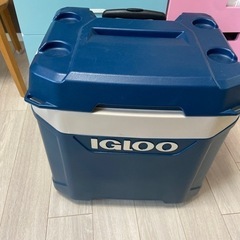 IGLOOクーラーボックス　キャスター付き
