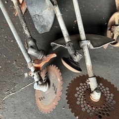 草刈機 ジャンク品 4個セット - エンジン動作未確認の画像