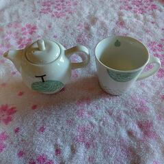 かわいい💕ポット＆カップ   値下げ200→150の画像