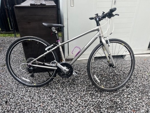 【超美品　近距離3回使用】TREK クロスバイク7.4FX WSD