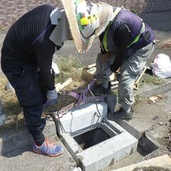 ☆土木舗装工事作業員大募集♢日給13,000円以上社員寮完備の画像