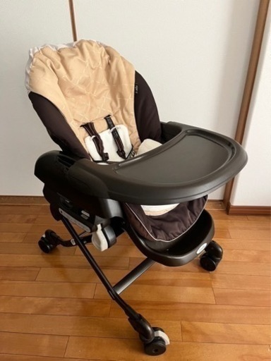 コンビ　ネムリラ　オートスイング　消毒済み