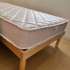 シングルベッド（マット&フレーム）の画像