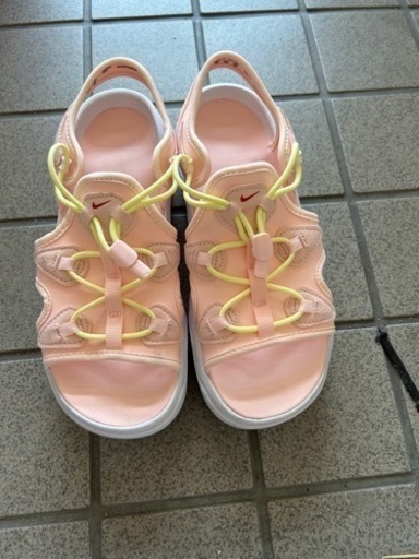 NIKE エアココ ピンク