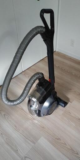 最終値下げ¥3000→¥2000 掃除機  TOSHIBA