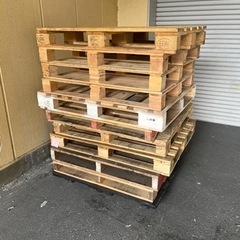パレット(木製)無料です。