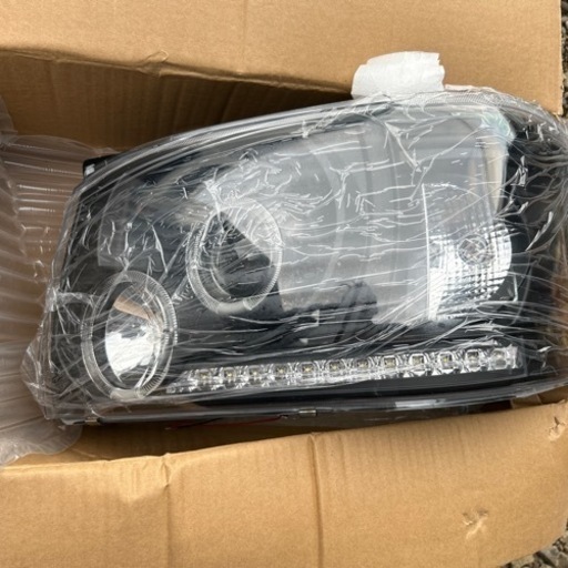 ハイエース　1〜2型　ヘッドライト