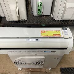 K04420　2018年製　 東芝　中古エアコン　主に6畳用　冷房能力2.2kw/暖房能力2.2kw