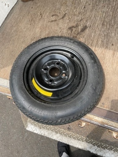 軽自動車タイヤ、ダイソー掃除機、収納