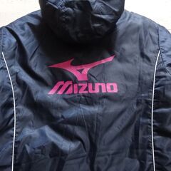 USED美品【MIZUNO】Lサイズ相当 - 中綿 ベンチ コート 紺色×ピンク ミズノ スポーツ観戦 スポ少の画像