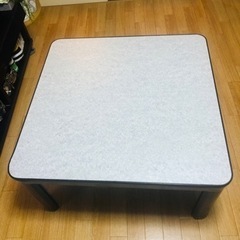 こたつの画像