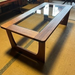 リビルド品　ガラス入りセンターテーブル