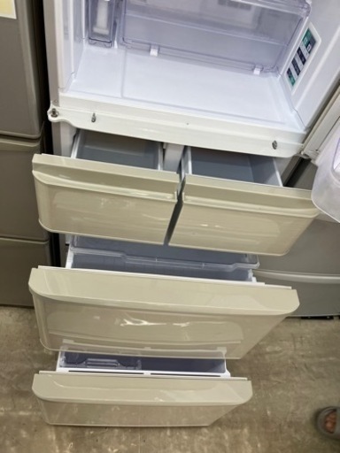 SHARP?ドアが左右どちらからでも開く?412L冷蔵庫  1700