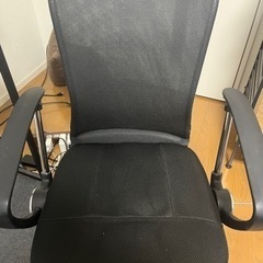 LOWYA OAチェア　オフィスチェア　肘付き
