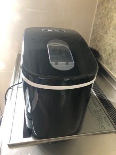 今の季節に大活躍。家庭用製氷器