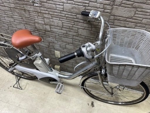 サマーSALE  東京23区配達無料　新基準 Panasonic パナソニック　ビビNX  バッテリー2個付き　3.1Ah 5Ah 電動自転車☆中古☆パナ 511 ■26インチ