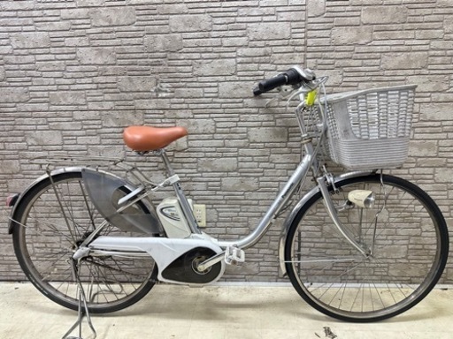 サマーSALE  東京23区配達無料　新基準 Panasonic パナソニック　ビビNX  バッテリー2個付き　3.1Ah 5Ah 電動自転車☆中古☆パナ 511 ■26インチ