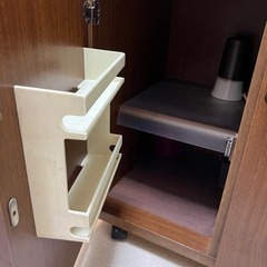 食器棚の画像