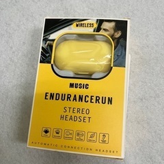 ワイヤレスイヤホン