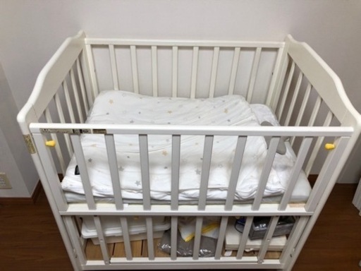 ベビーベッド（ベビー布団セット）