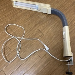 デスクライト　ジャンク品