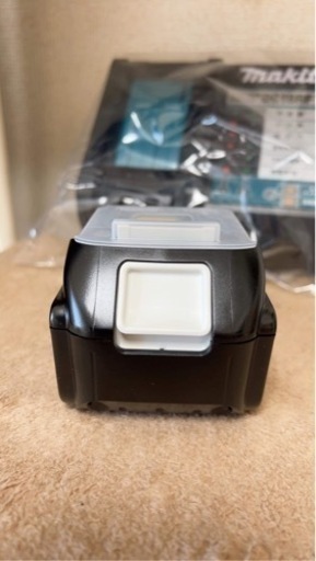マキタ 18V  バッテリー6.0Ah  BL1860B  と充電器 純正品です