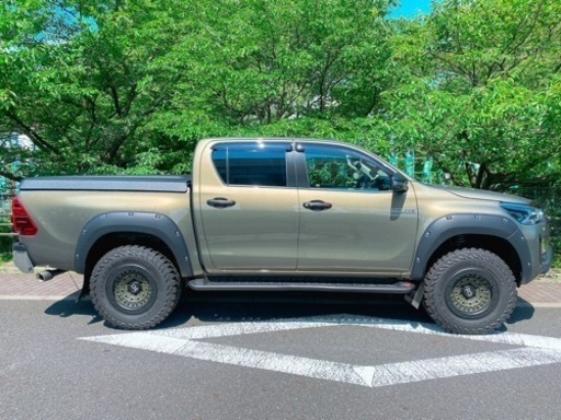 ハイラックスGUN125専用RBS製オーバーフェンダー