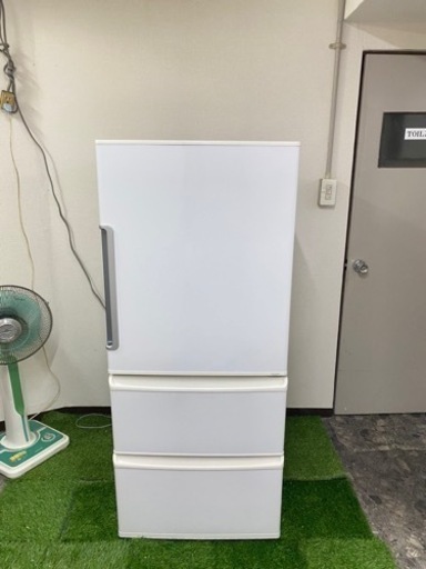 北九州市内配送無料　保証付き　AQUA アクア AQR-271E(W) [冷蔵庫(272L 右開き）ナチュラルホワイト]